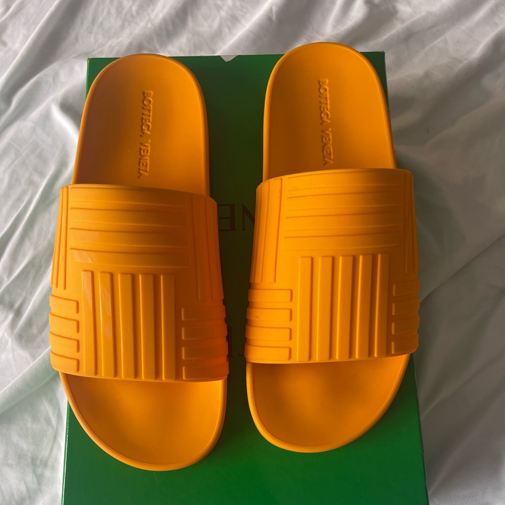Bottega Veneta Orange Slides